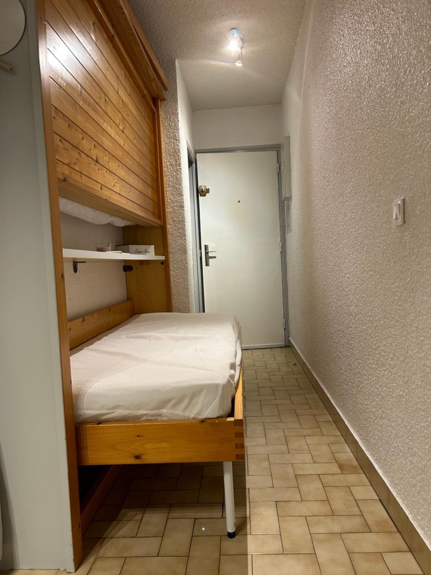 La Calypso Apartment กาวาแลร์-ซูร์-แมร์ ภายนอก รูปภาพ