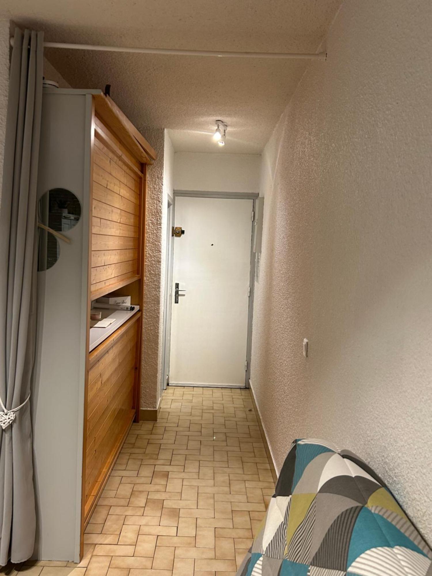La Calypso Apartment กาวาแลร์-ซูร์-แมร์ ภายนอก รูปภาพ