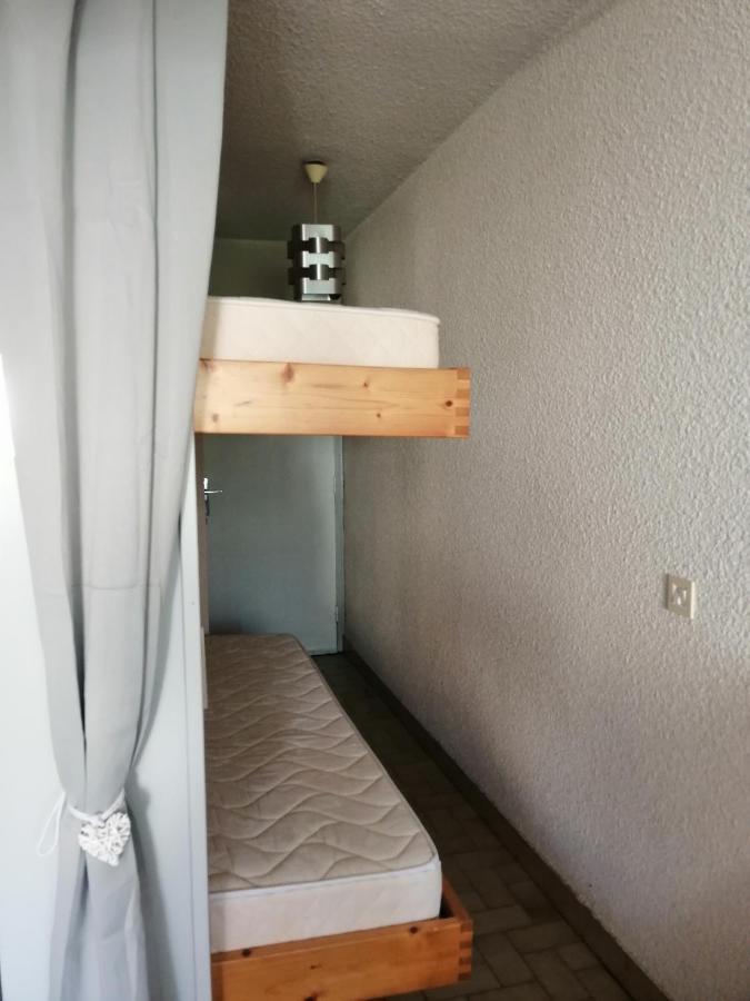 La Calypso Apartment กาวาแลร์-ซูร์-แมร์ ภายนอก รูปภาพ